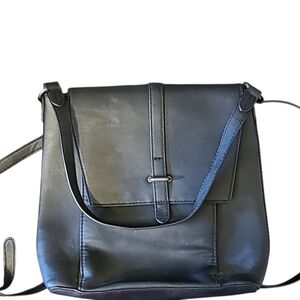 25. Universal Thread | Black backpack